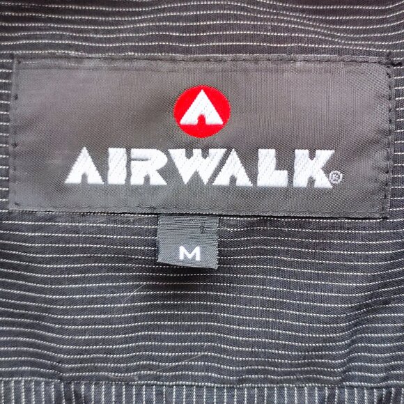 Airwalk long sleeve button down shirt grey stripe men's size M - Picture 5 of 6